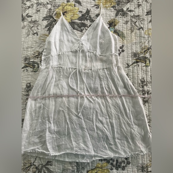 Reformation linen mini dress in white with bows - Picture 9 of 14